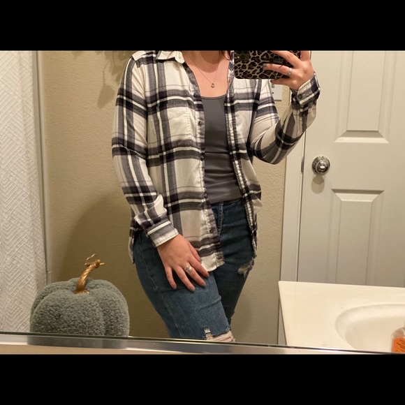 Flannel - Picture 1 of 3